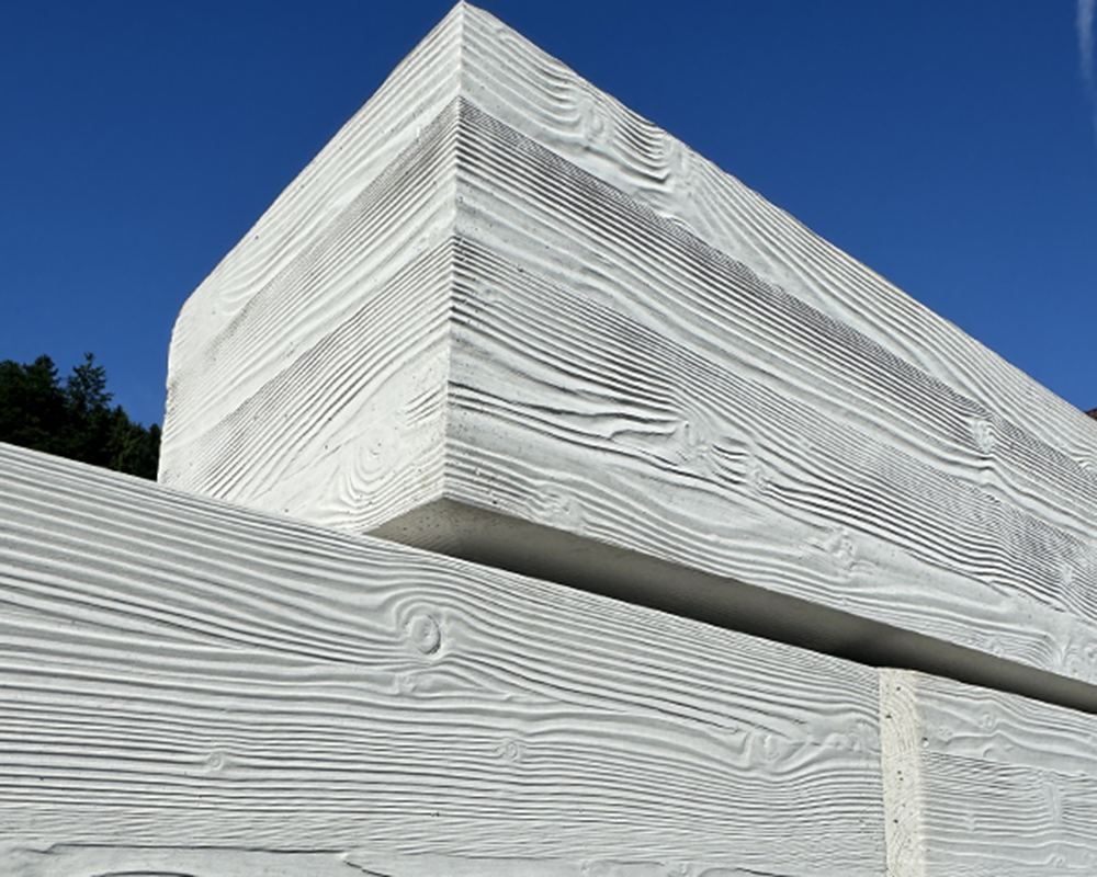 Stützwand zur Hangsicherung, Detail Oberflächenstruktur Zemrock